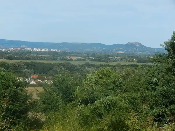 Eladó Gyümölcsös, Lesenceistvánd 1935 m² 9.9 M Ft
