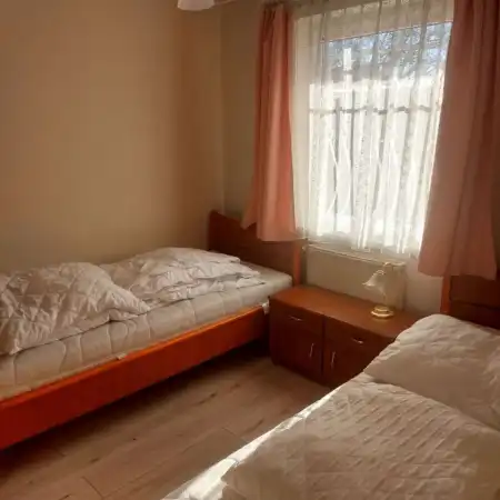 Eladó panzió, Gyenesdiás 12 szoba 375 m² 169 M Ft