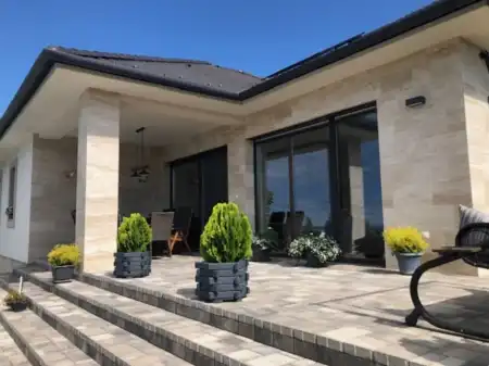 Eladó családi ház, Gyenesdiás 5 szoba 160 m² 229 M Ft