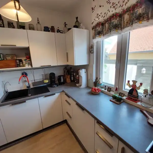 Eladó családi ház, Keszthely 4 szoba 90 m² 77.75 M Ft