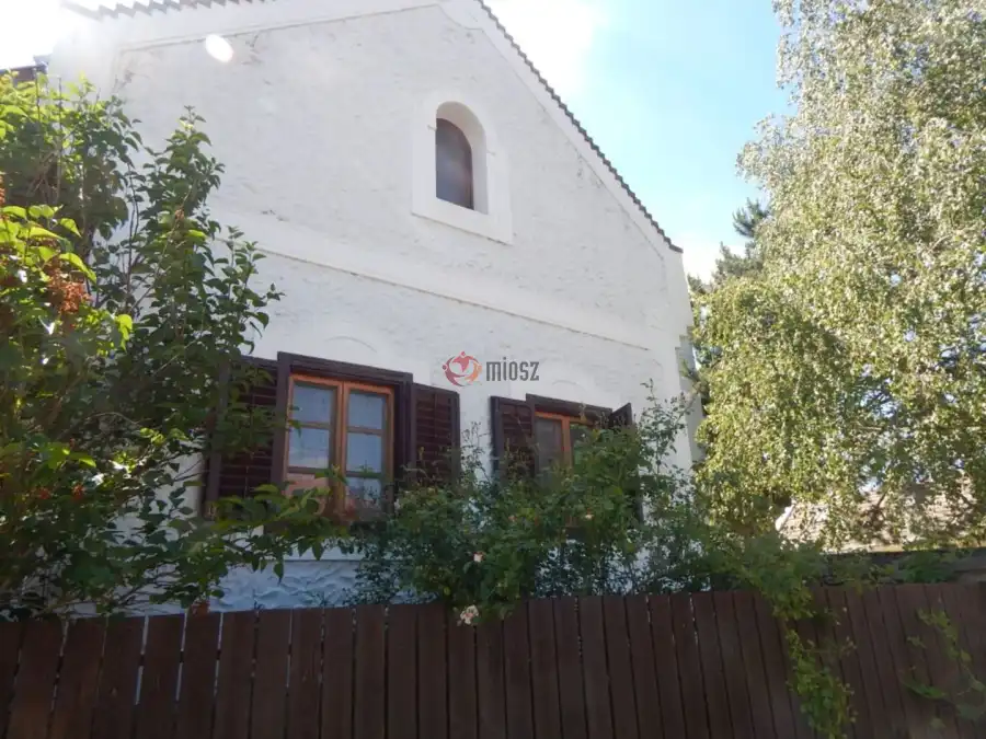 eladó családi ház, Salföld